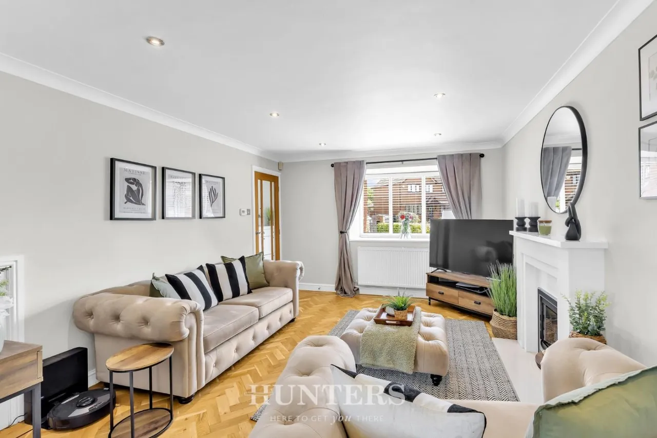 Barratt Gardens, Middleton, M24, photo 6