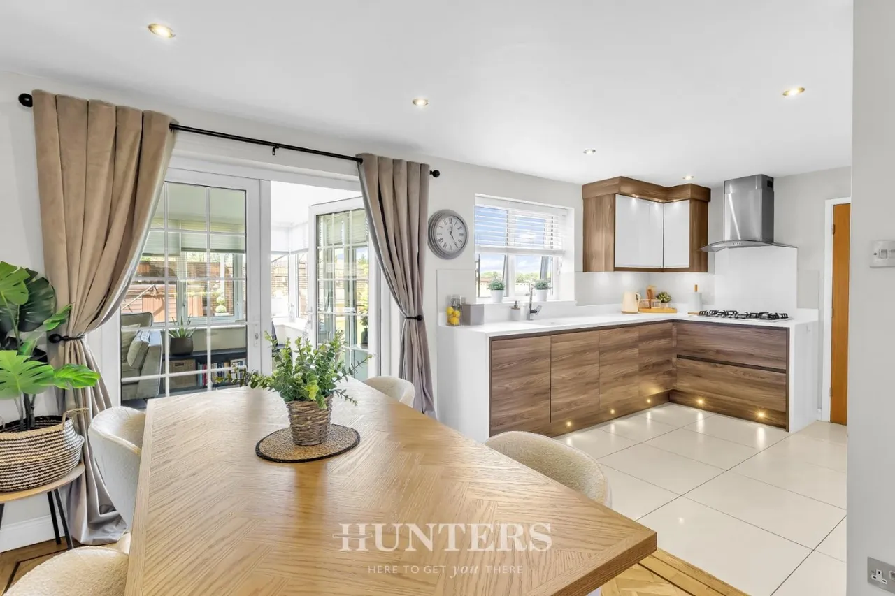Barratt Gardens, Middleton, M24, photo 9