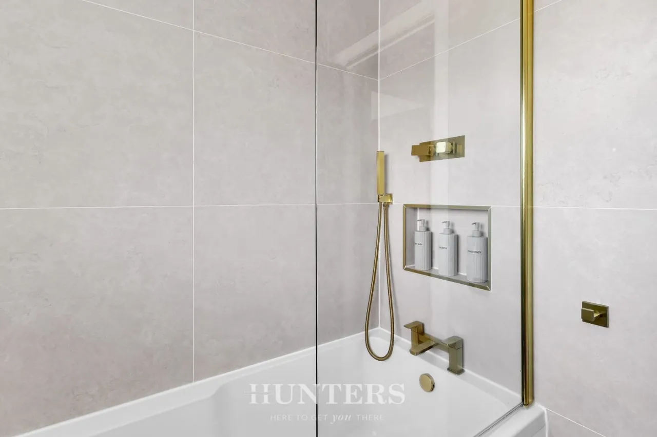Barratt Gardens, Middleton, M24, photo 22