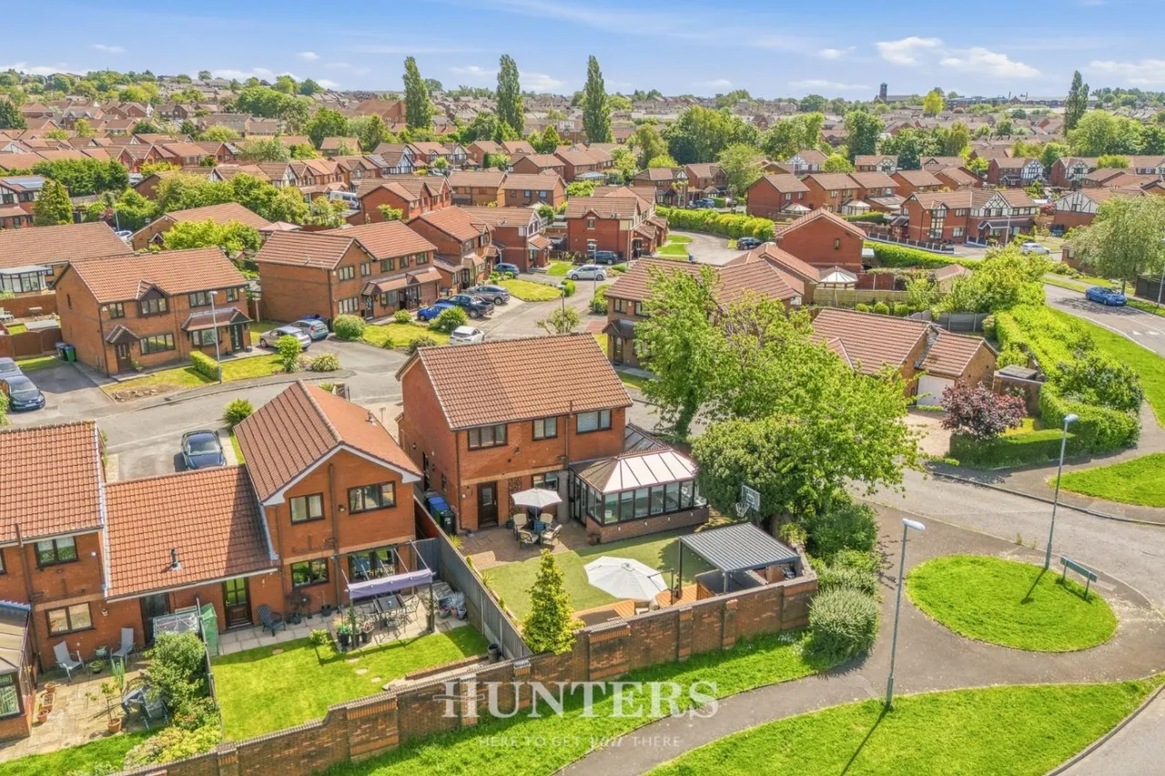 Barratt Gardens, Middleton, M24, photo 3