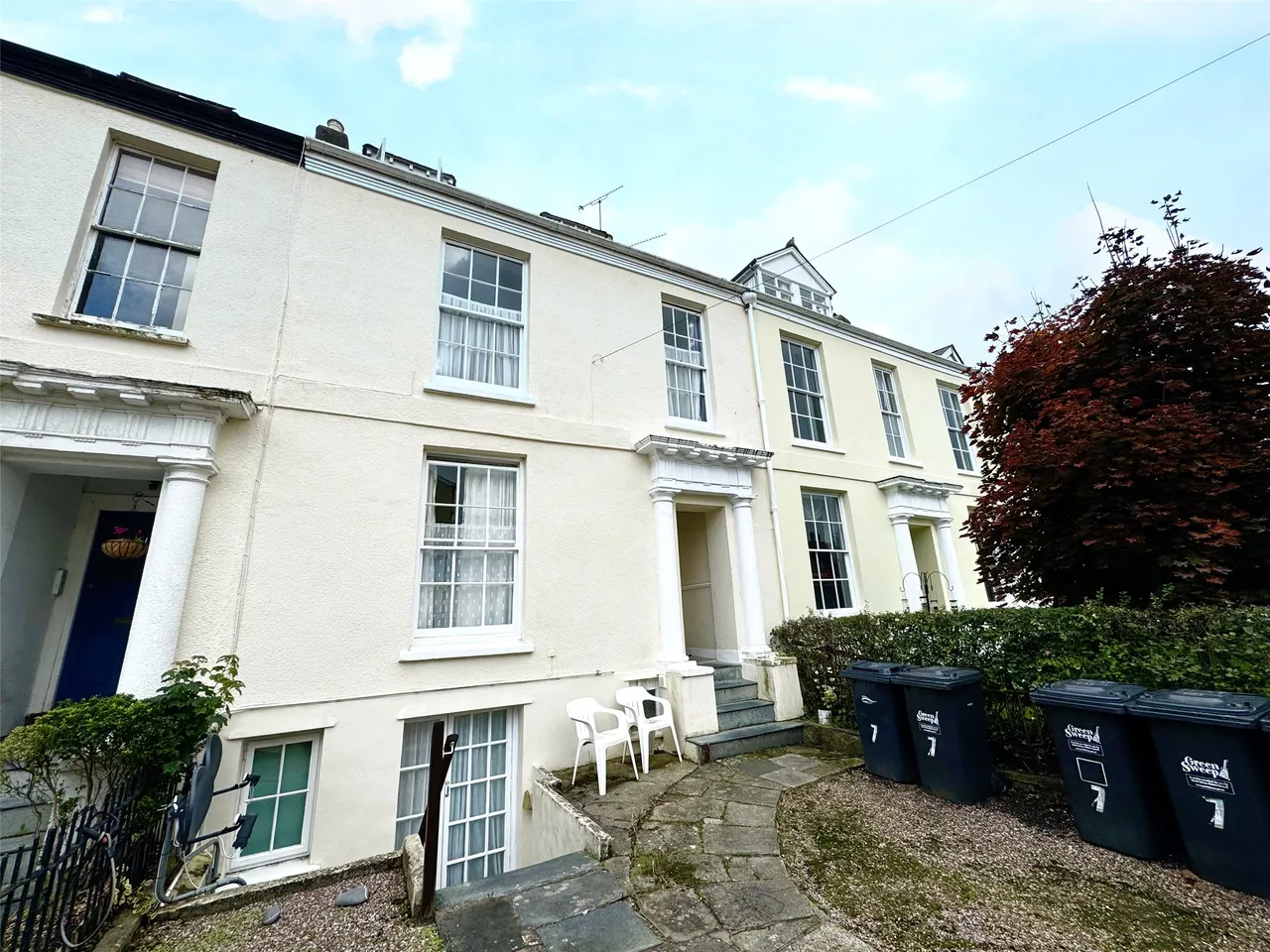 1 bed flat to rent, Newport Terrace, Barnstaple, EX32