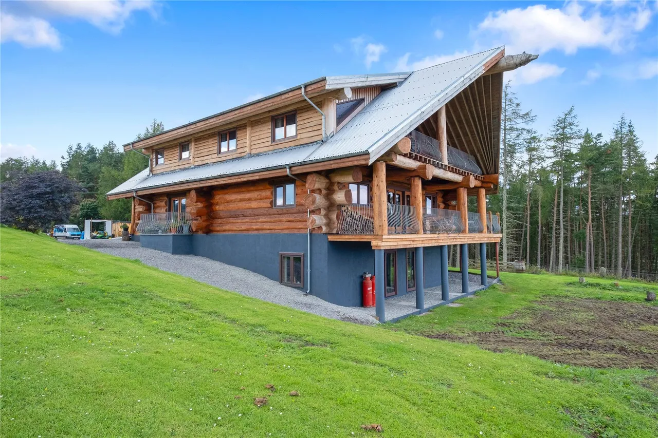 Blackcroft Lodge, Daviot, Inverness, Highland, IV2 5XQ, photo 2