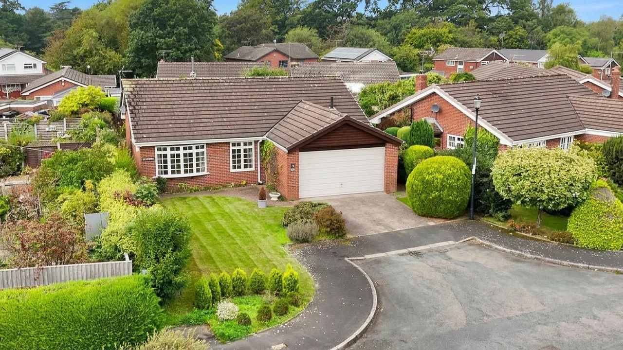 3 bed house for sale, Chapel Close, Audlem, CW3