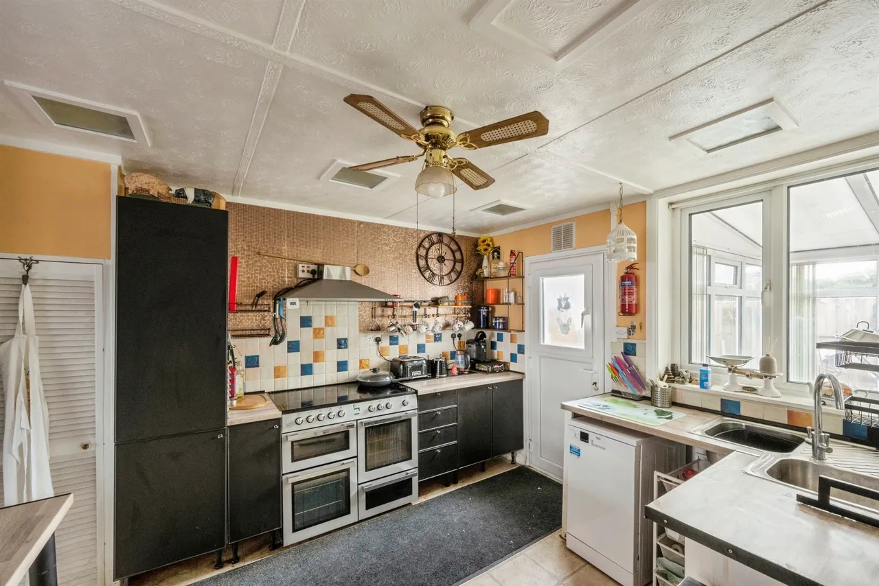 Derwent Road, Scunthorpe, DN16, photo 4