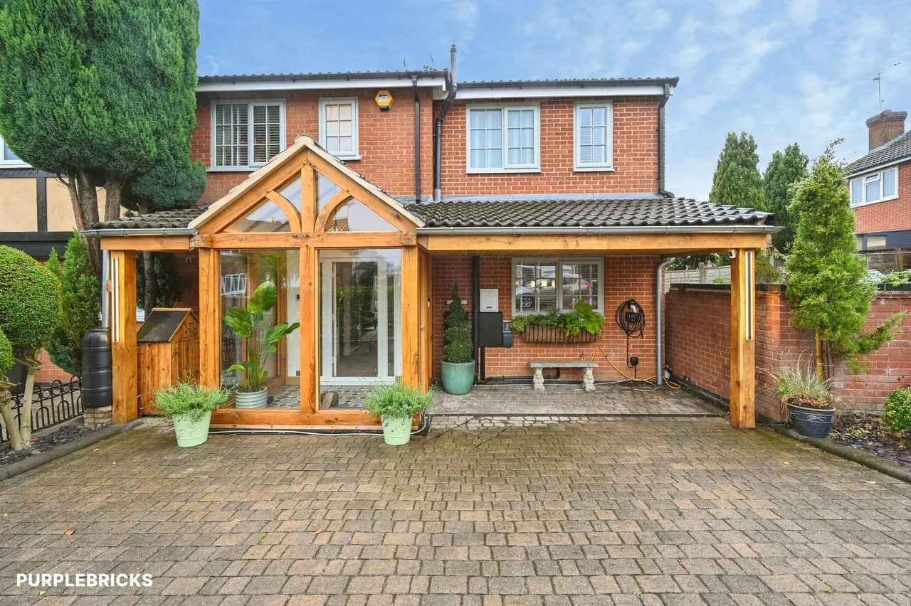 Dovedale Avenue, Sutton-In-Ashfield, NG17, photo 29