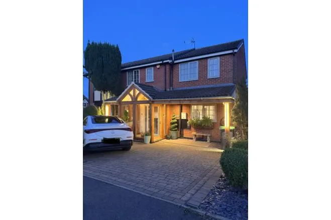 Dovedale Avenue, Sutton-In-Ashfield, NG17, photo 30