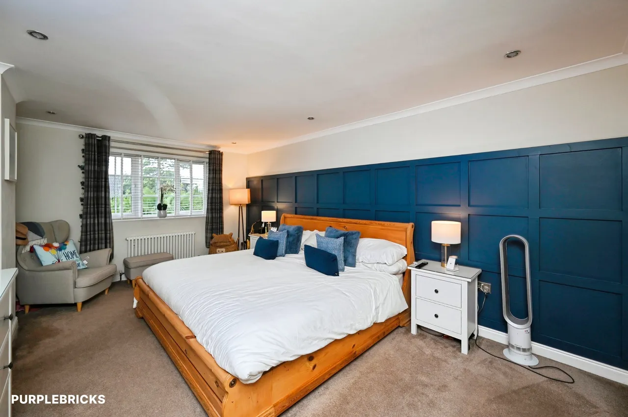 Dovedale Avenue, Sutton-In-Ashfield, NG17, photo 16