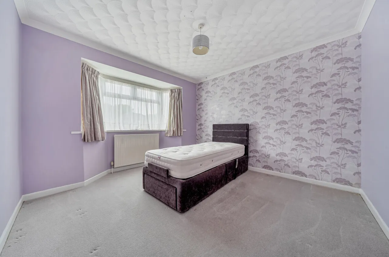 Hunts Pond Road, Park Gate, SO31, photo 9