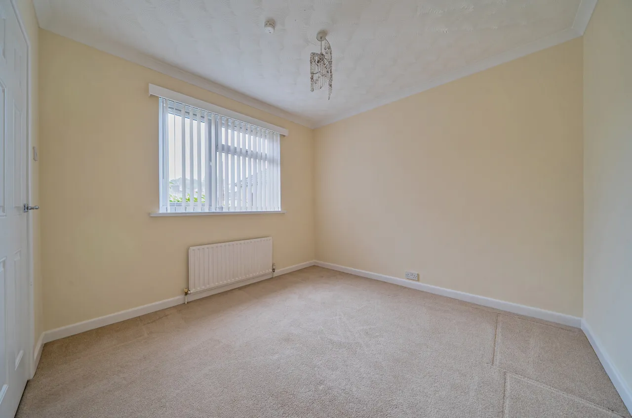 Hunts Pond Road, Park Gate, SO31, photo 10