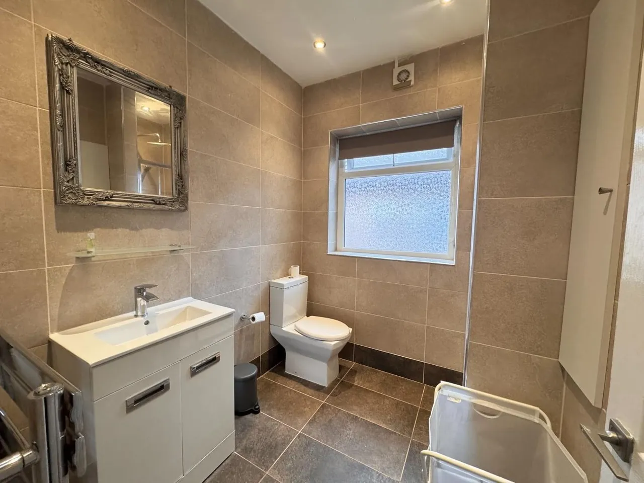 Moss Lane Timperley, Timperley Altrincham WA15 6JL, photo 6