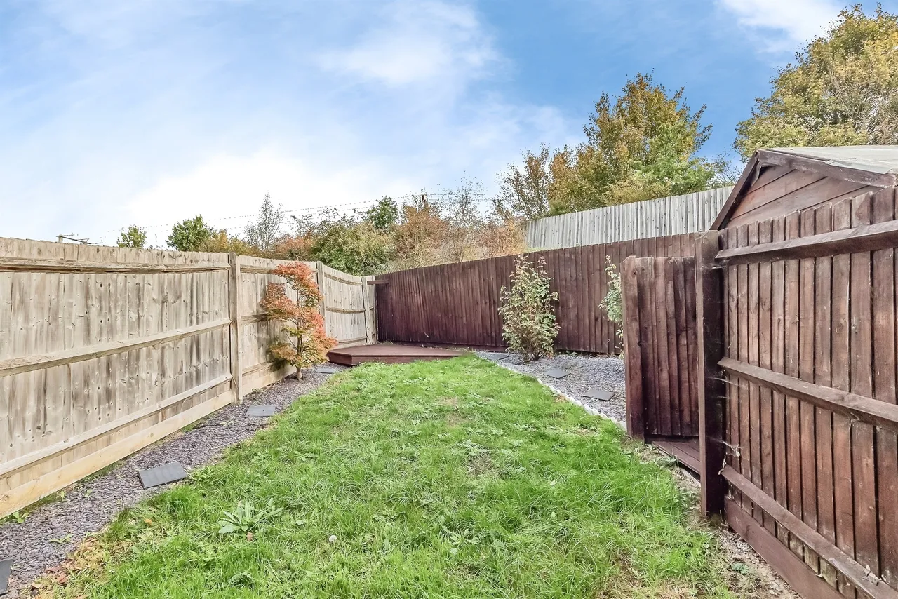 David Hobbs Rise, Market Harborough, LE16, photo 21