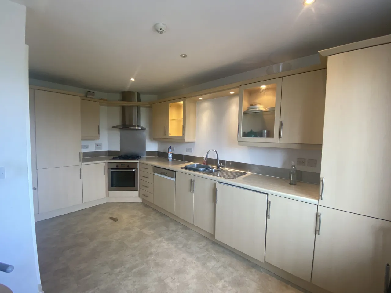 2 bed flat to rent, Forio House Cardiff, CF10