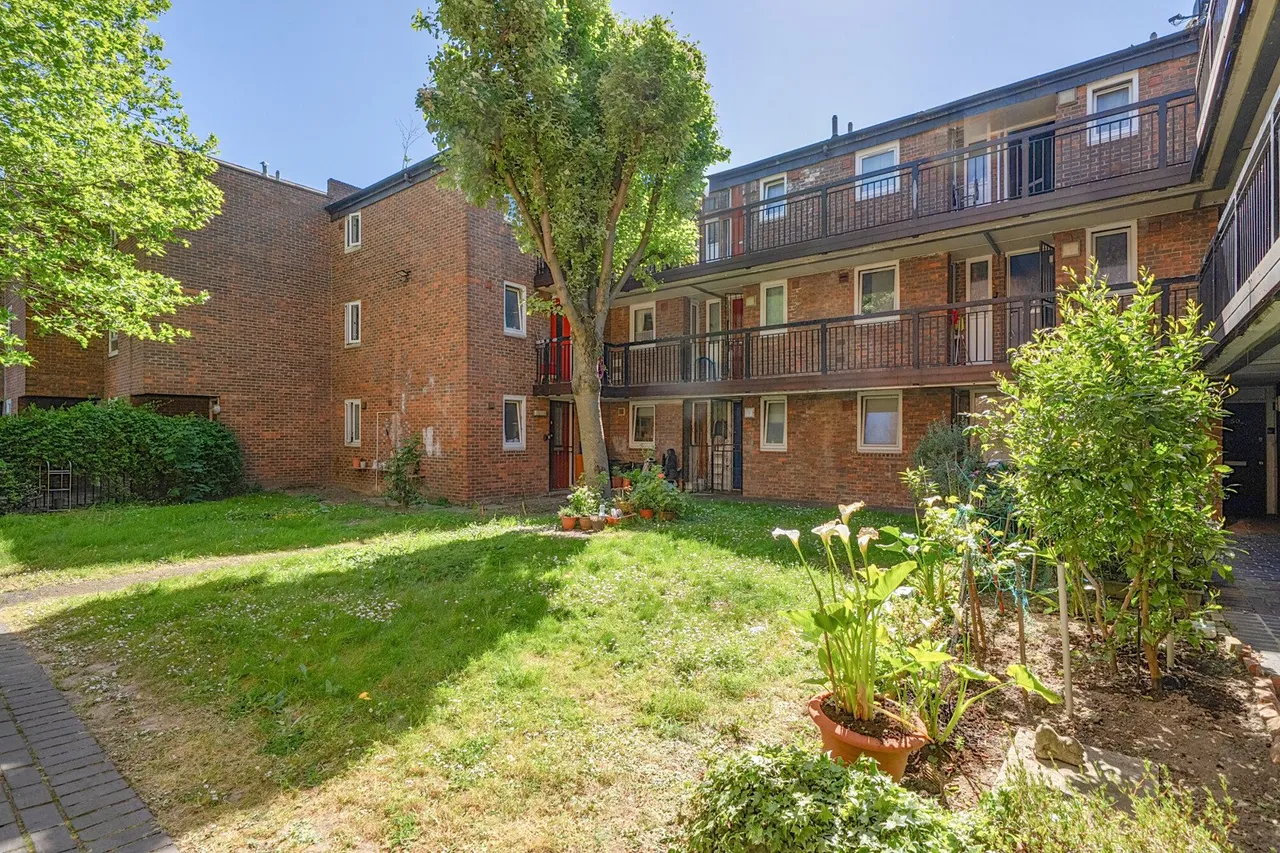 Langdale Close, SE17, photo 11