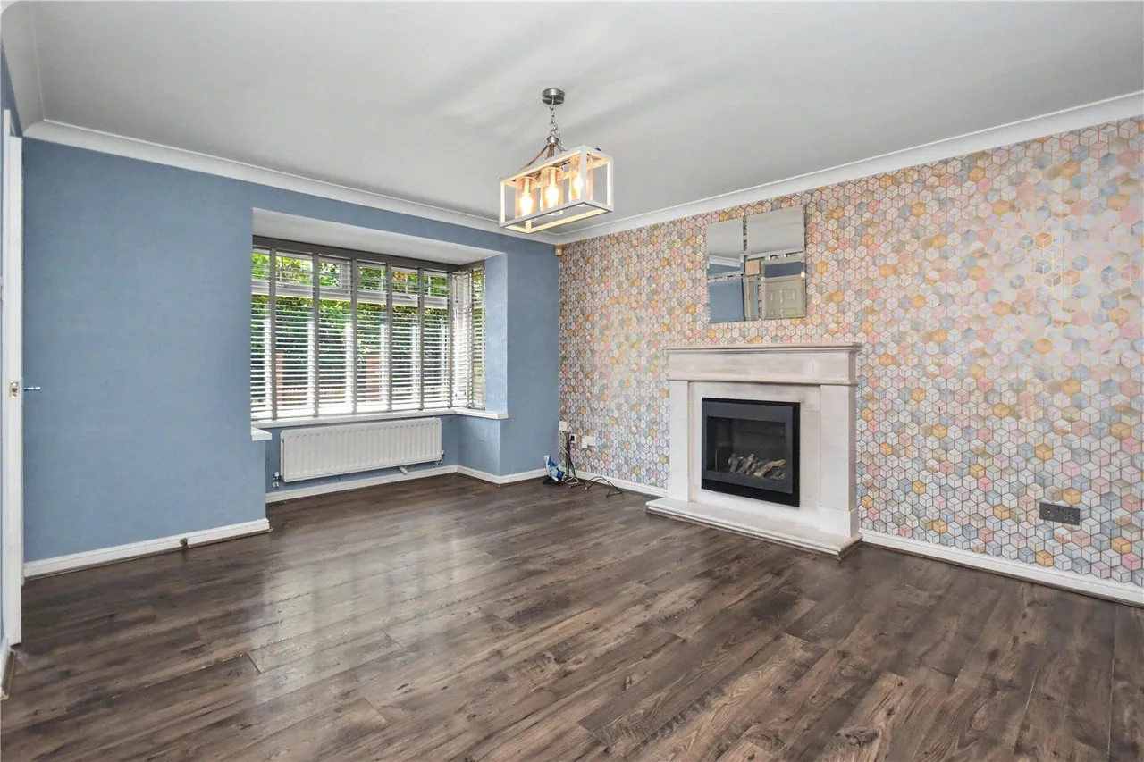 Greenbank Close, Whitwood, WF10, photo 2