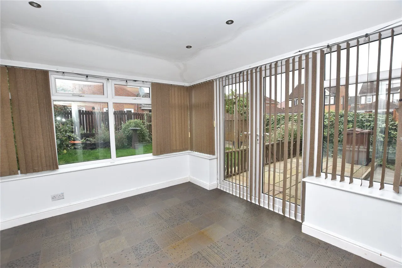 Greenbank Close, Whitwood, WF10, photo 5