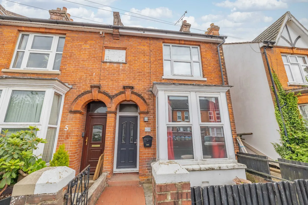 3 bed house for sale, Francis Road, Ashford, TN23