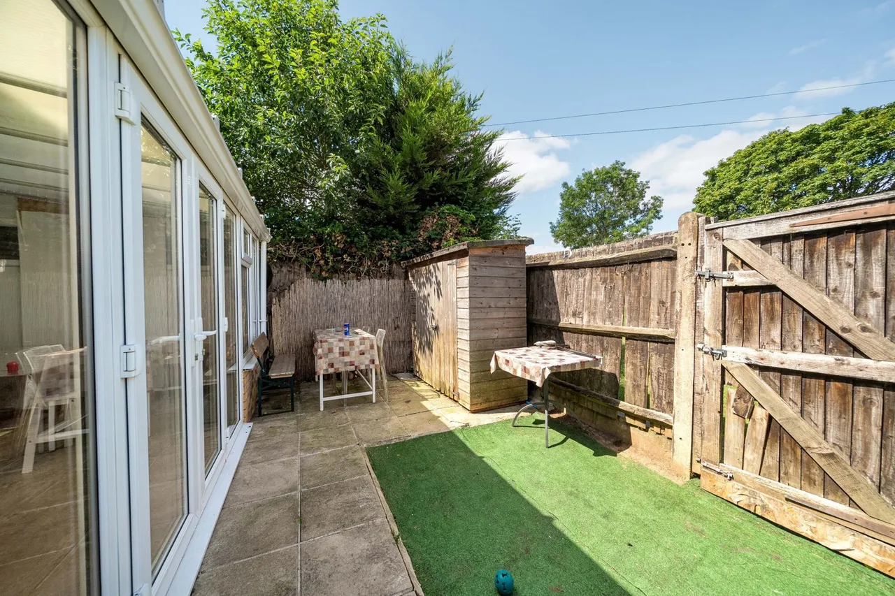 Trenchard Close, Stanmore, HA7, photo 10