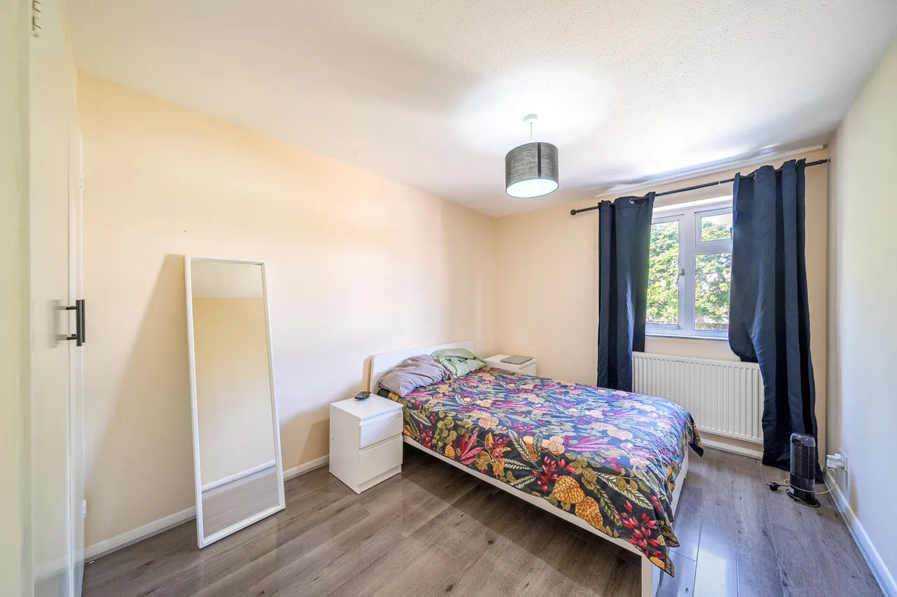 Trenchard Close, Stanmore, HA7, photo 7
