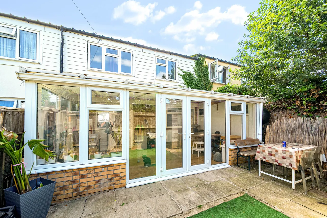 Trenchard Close, Stanmore, HA7, photo 8