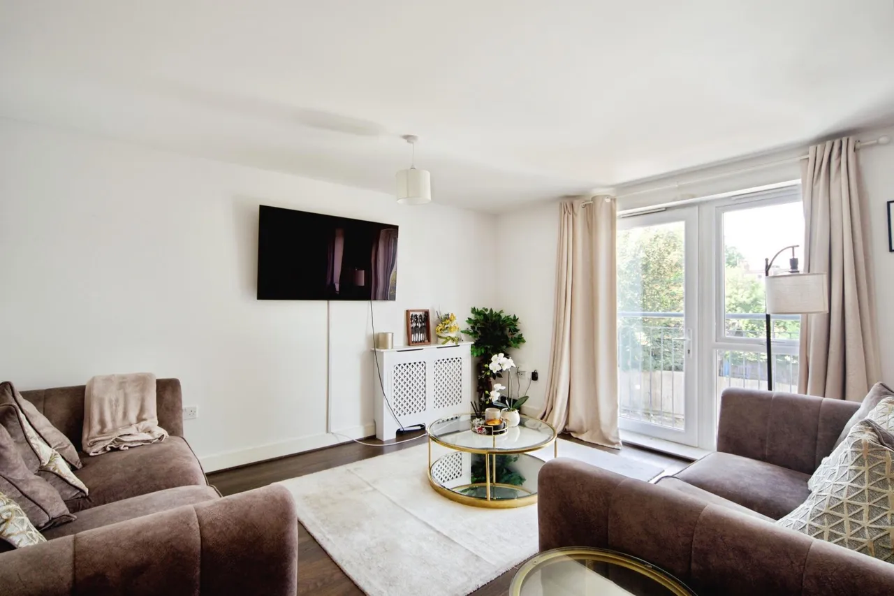 Louisa Oakes Close, London, E4, photo 10