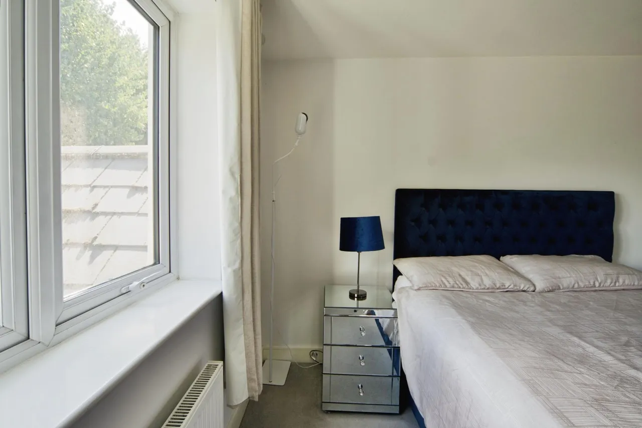 Louisa Oakes Close, London, E4, photo 11