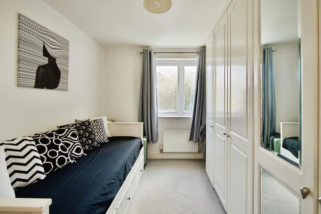 Louisa Oakes Close, London, E4, photo 16