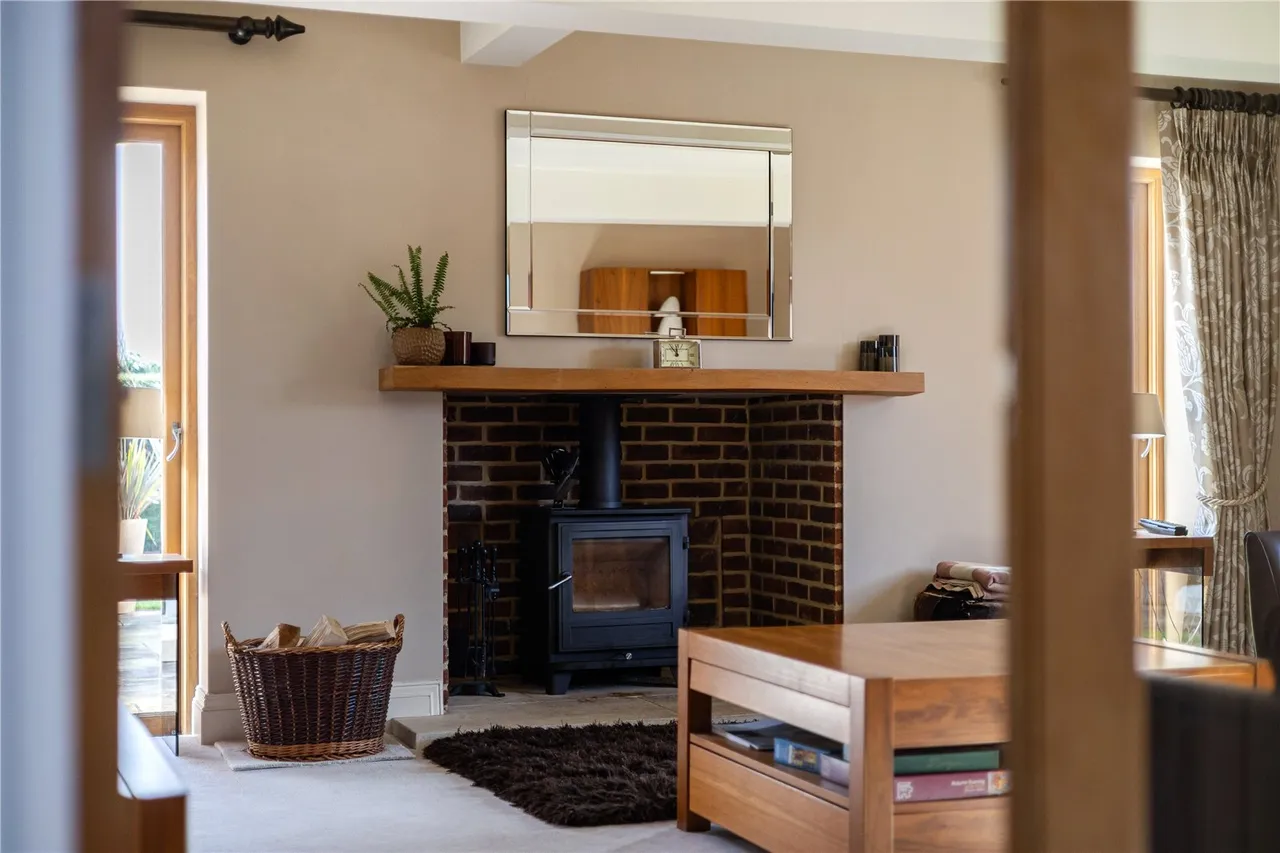 An exquisite 4-bedroom country home, complemented by a self-contained 2-bedroom annexe, photo 10