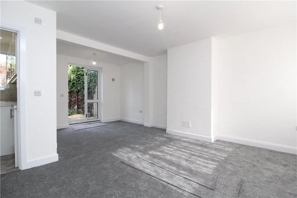 Clyfford Road, Ruislip, HA4, photo 2