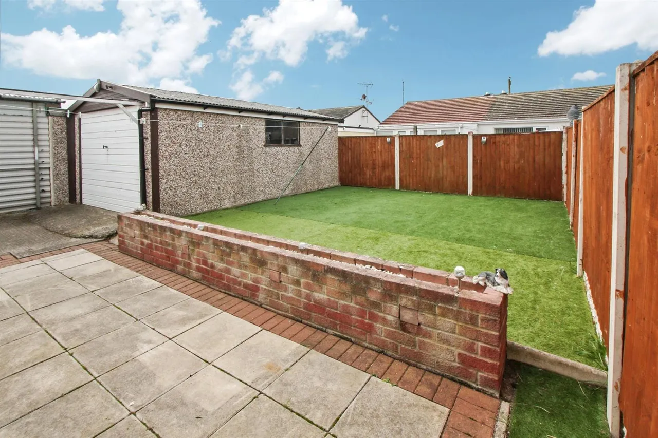 Llys Charles, Towyn, Abergele, Conwy, LL22 9NT, photo 11