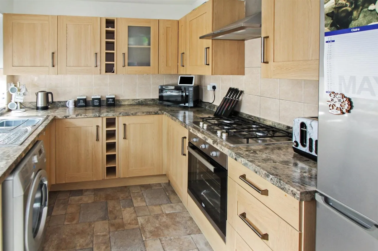 Llys Charles, Towyn, Abergele, Conwy, LL22 9NT, photo 4