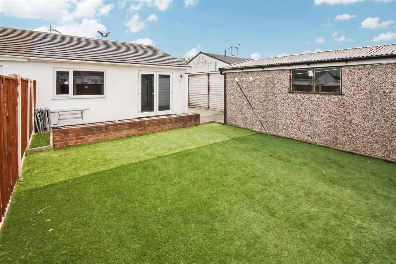 Llys Charles, Towyn, Abergele, Conwy, LL22 9NT, photo 9