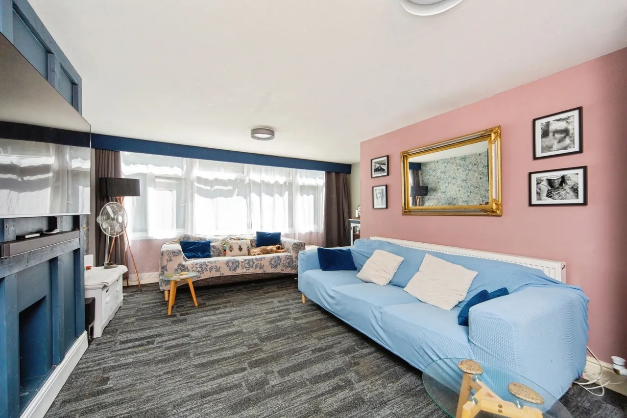 Kent Mews, Prenton, CH43, photo 6