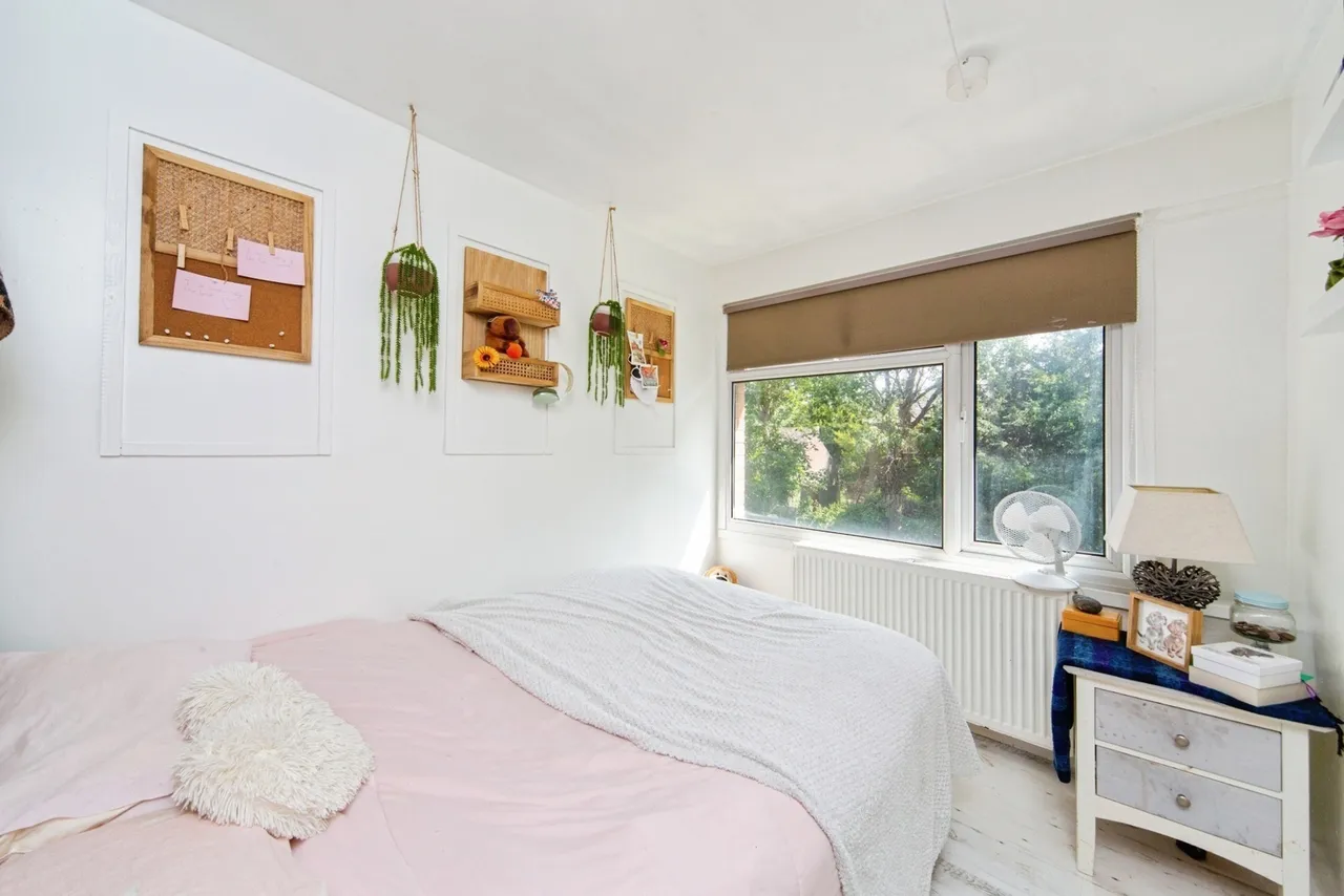 Kent Mews, Prenton, CH43, photo 9