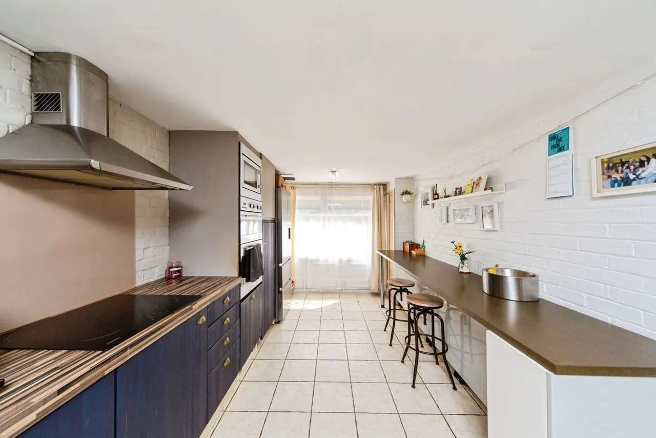 Kent Mews, Prenton, CH43, photo 5