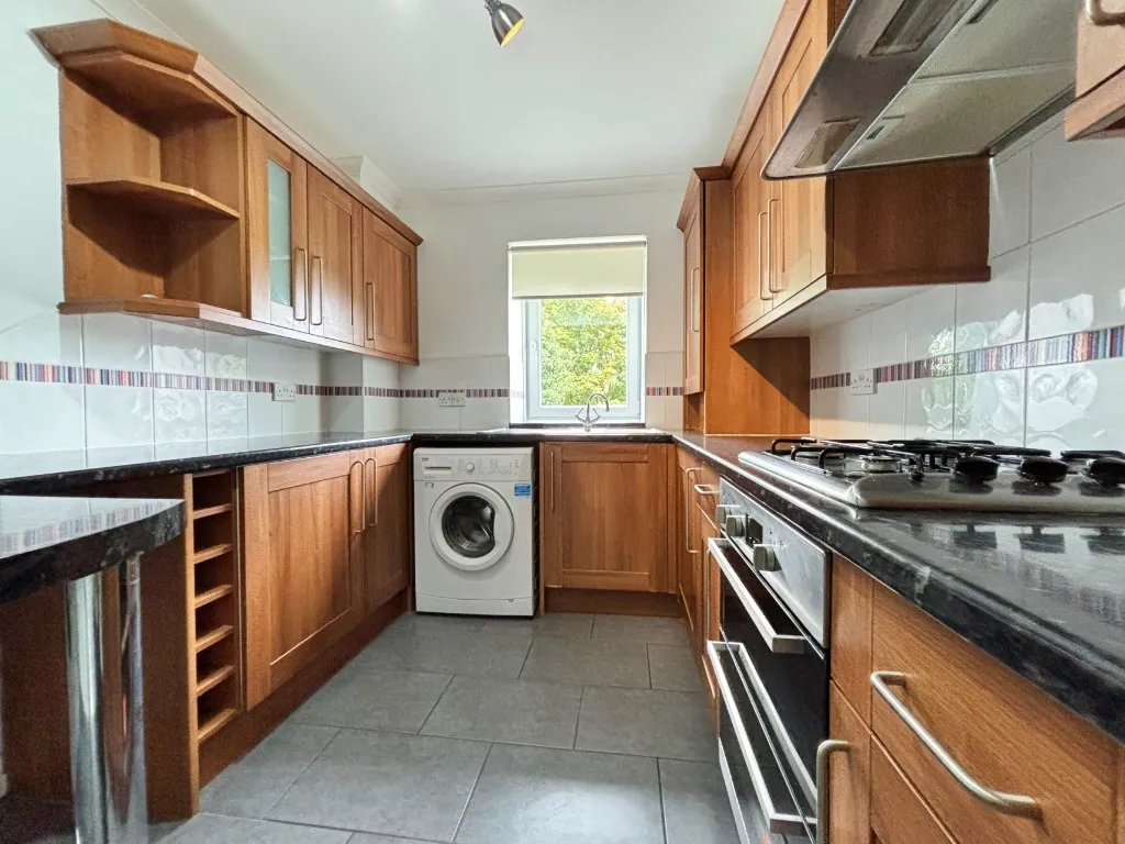 Park View, Strathaven, ML10, photo 5