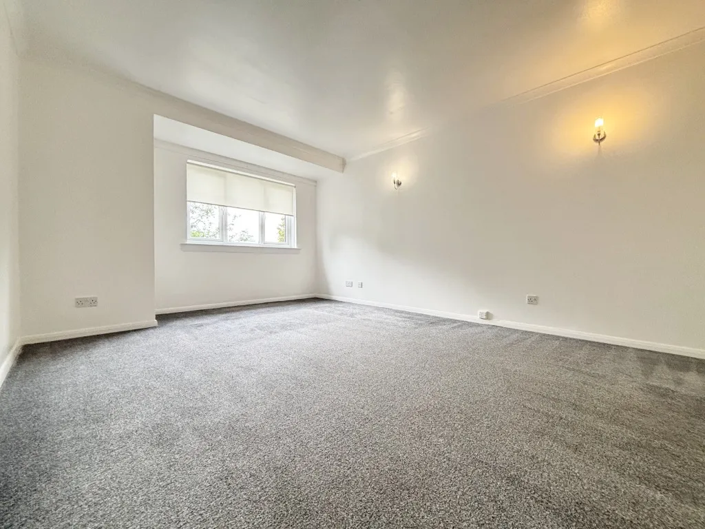Park View, Strathaven, ML10, photo 3