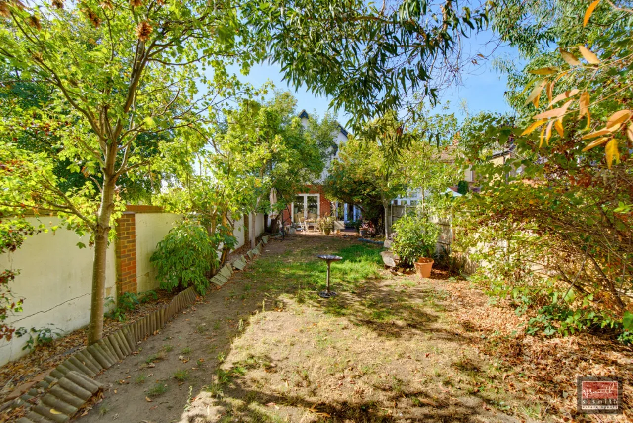 Short Lane, Stanwell, TW19, photo 21