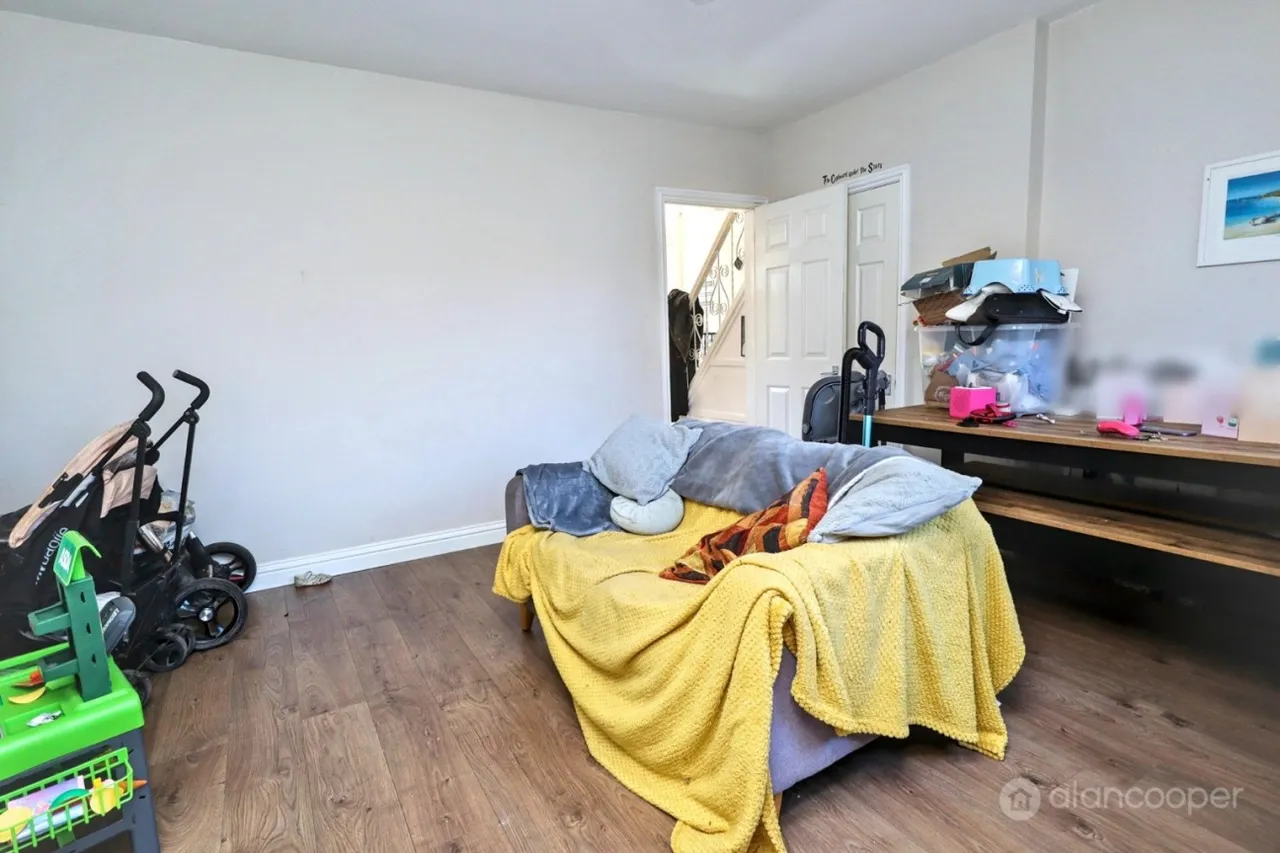 Glenfield Avenue, Weddington, CV10, photo 4