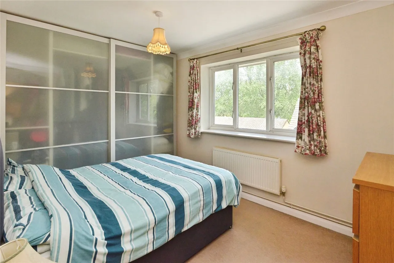 Hutton Avenue, Oldbrook, Milton Keynes, Buckinghamshire, MK6, photo 14