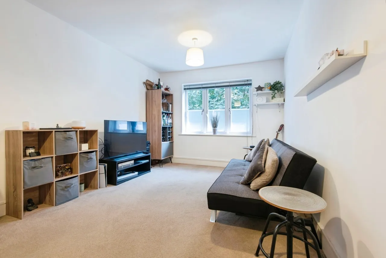 Cadwell Green, Cadwell Lane, Hitchin, Herts, SG4, photo 27