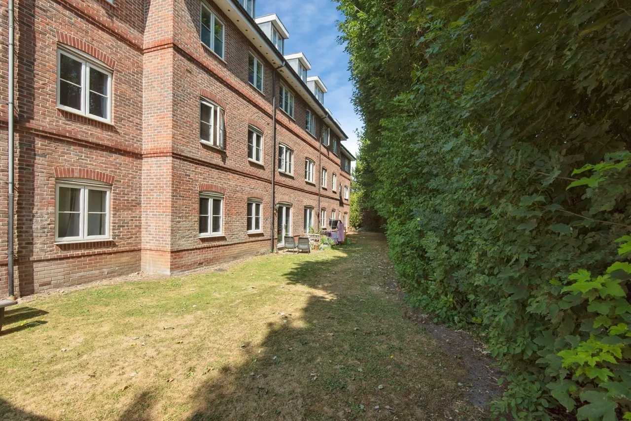 Cadwell Green, Cadwell Lane, Hitchin, Herts, SG4, photo 21