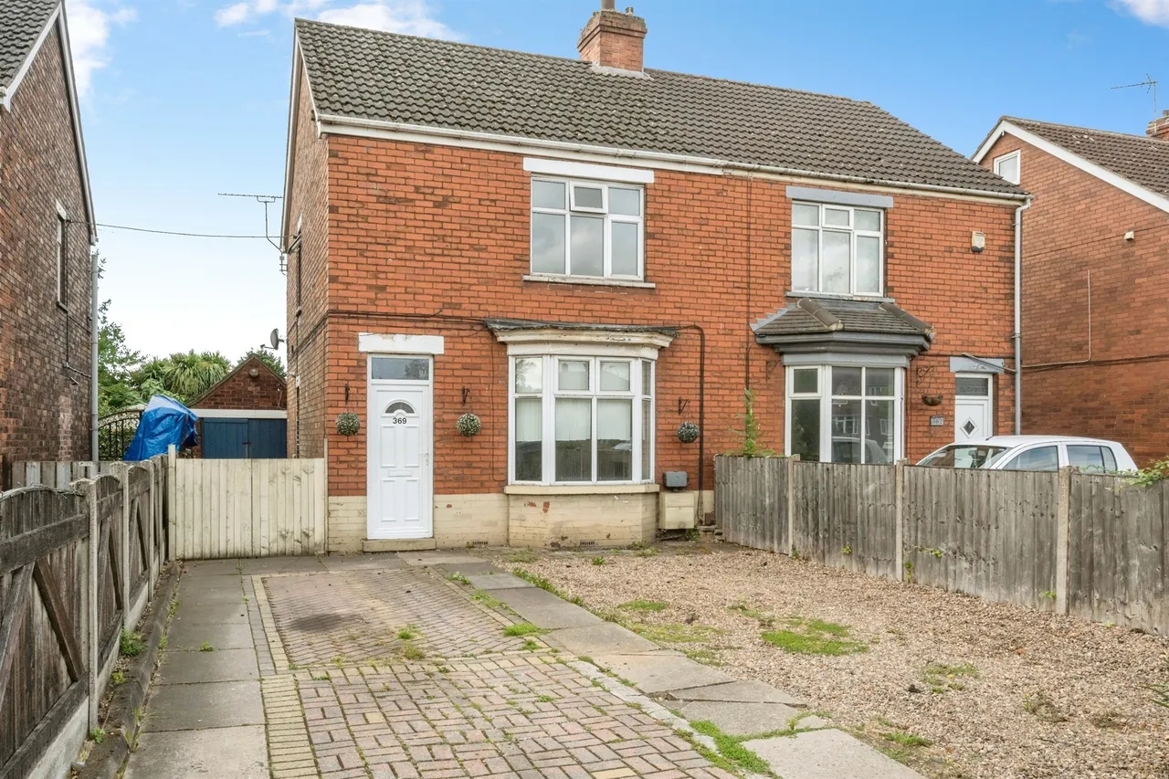 3 bed house for sale — Queensway, Scunthorpe