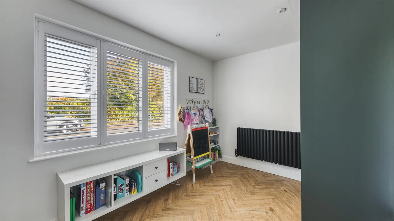 Chatsworth Drive, Tutbury, photo 20