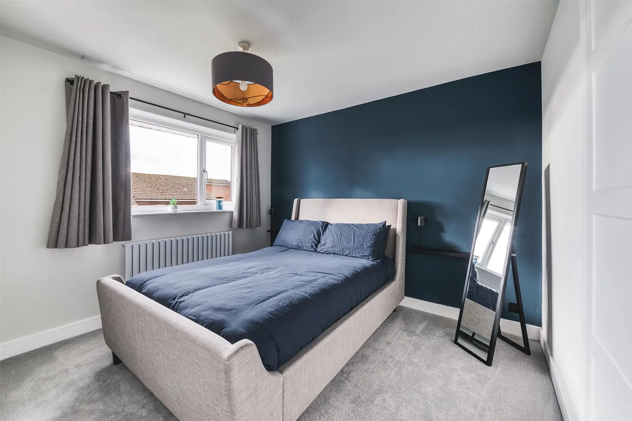 Chatsworth Drive, Tutbury, photo 31