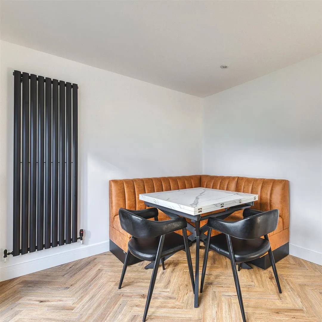 Chatsworth Drive, Tutbury, photo 17