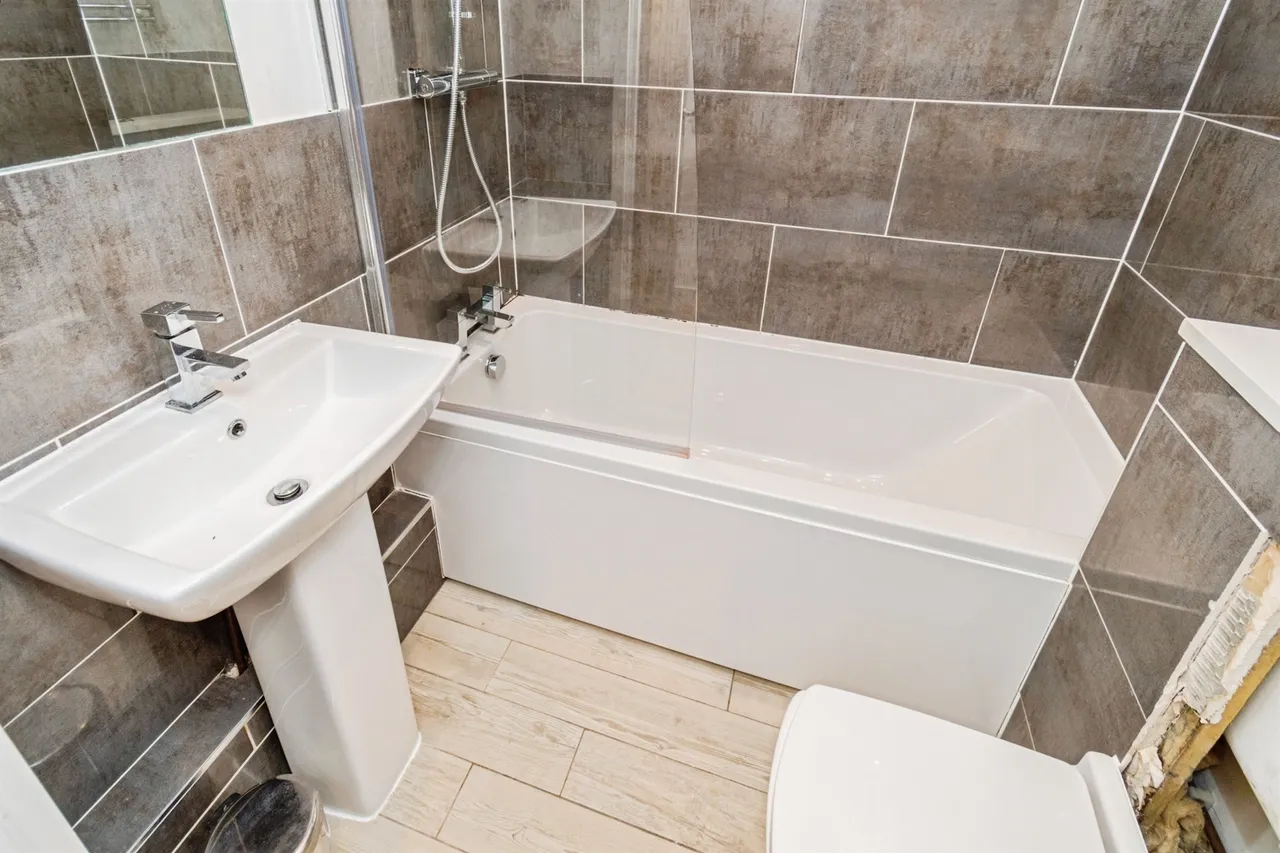 Upper Banister Street, Southampton, SO15, photo 2