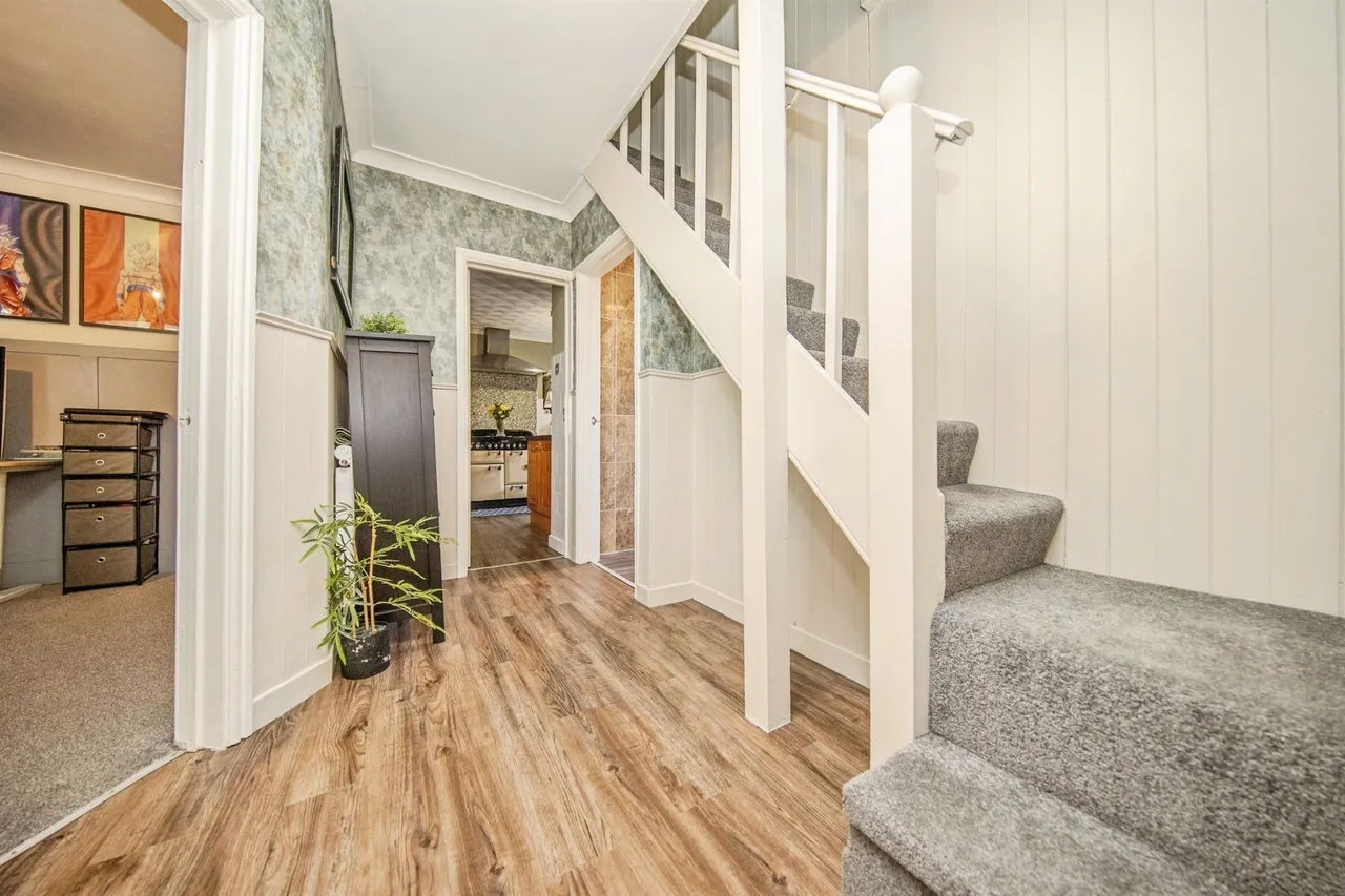 Tudor Green, Clacton-On-Sea, photo 12
