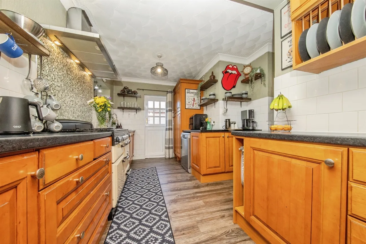 Tudor Green, Clacton-On-Sea, photo 8