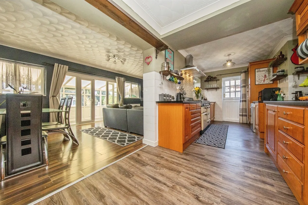 Tudor Green, Clacton-On-Sea, photo 9