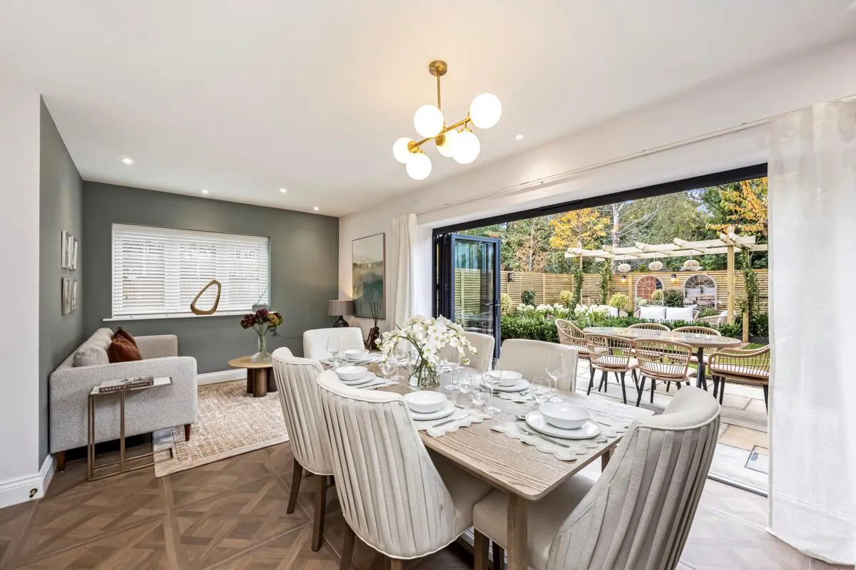 Queenbee Gardens, Weybridge, KT13, photo 5